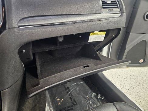 Used 2015 Chrysler 300 S image 23