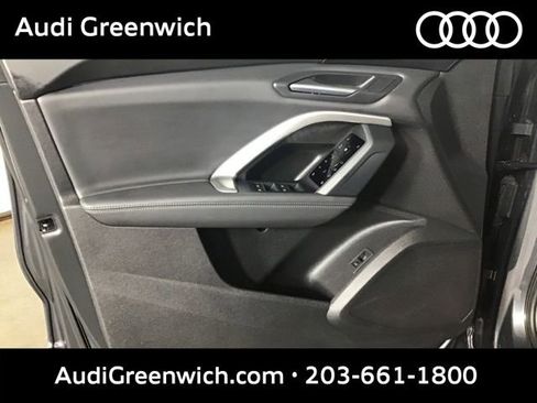 Used 2025 Audi Q5 Premium Plus w/ Premium Plus AWD/4WD image 11