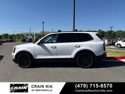 Certified 2022 Kia Telluride EX w/ EX Premium Package AWD/4WD image 5