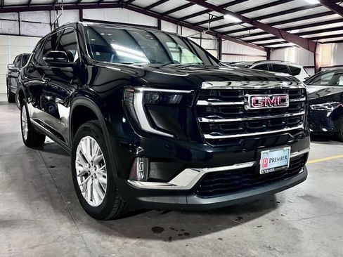 Used 2024 GMC Acadia Elevation image 1