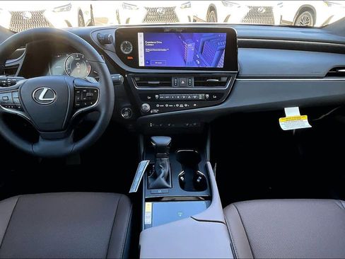New 2025 Lexus ES 350 w/ Premium Package image 5