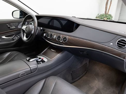 Used 2019 Mercedes-Benz S 560 Sedan image 13