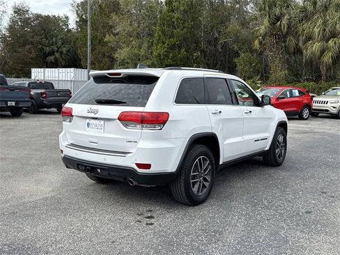Used 2019 Jeep Grand Cherokee Limited w/ Luxury Group II image 3