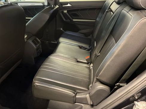 Used 2022 Volkswagen Tiguan SE image 17