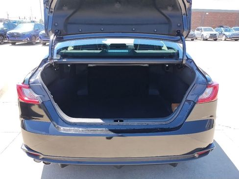 Used 2025 Toyota Camry SE FWD image 51