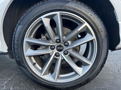 Certified 2025 Audi Q3 2.0T Premium w/ Black Optic Sport Package image 14