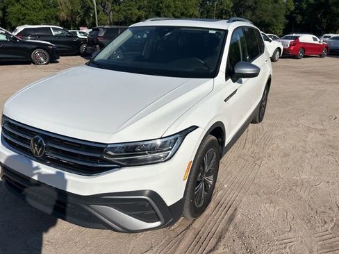 Used 2024 Volkswagen Tiguan Wolfsburg Edition image 2
