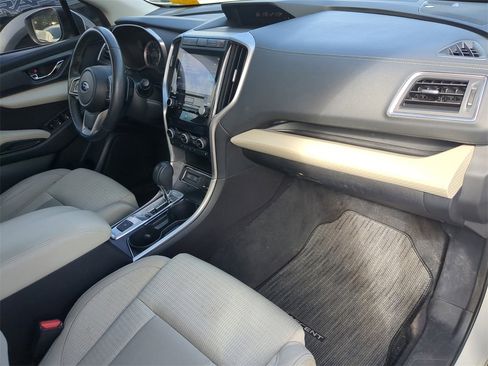 Certified 2022 Subaru Ascent Premium w/ Convenience Package image 11