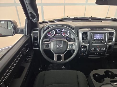 Used 2024 RAM 1500 Warlock AWD/4WD image 11