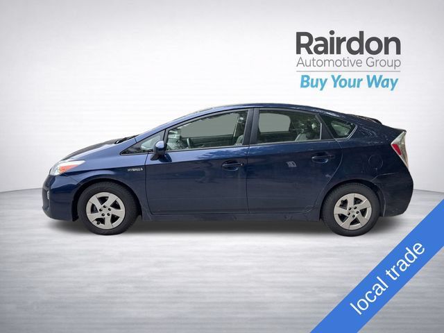 Used 2015 Toyota Prius Four w/ Deluxe Solar Roof Package FWD image 4
