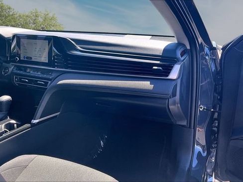 Used 2025 Toyota Camry LE FWD image 26