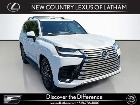 Used 2025 Lexus LX 600 4WD w/ Accessory Package (2T) image 1