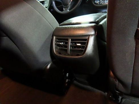 Used 2023 Chevrolet Malibu LT image 14