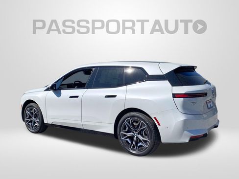 New 2026 BMW iX xDrive45 image 3