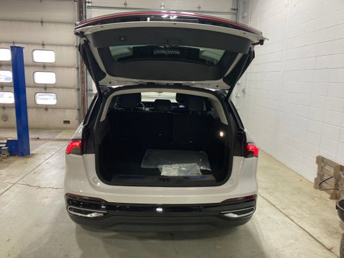 Used 2026 Lincoln Nautilus Premier w/ Equipment Group 102A image 14