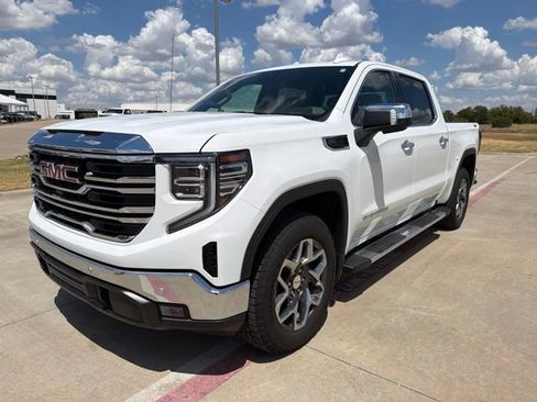 Used 2026 GMC Sierra 1500 SLT w/ SLT Premium Package AWD/4WD image 2