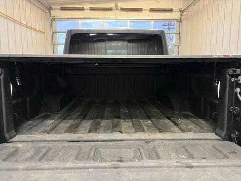 Used 2021 Jeep Gladiator Sport AWD/4WD image 16