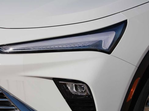 New 2026 Buick Envista Preferred w/ Advanced Safety Package image 4