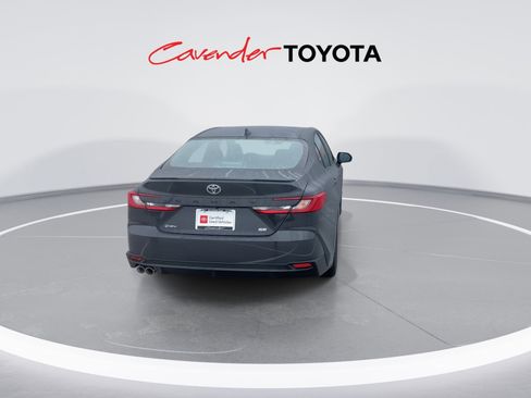Used 2026 Toyota Camry SE image 7