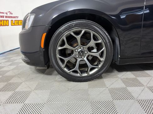 Used 2016 Chrysler 300 S w/ Light Group RWD image 10