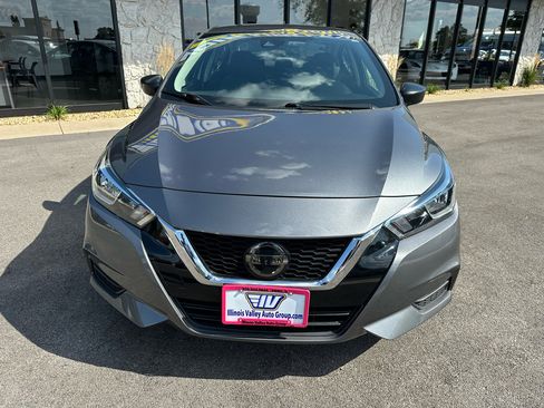 Used 2020 Nissan Versa S image 10