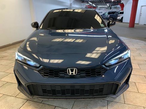 Used 2025 Honda Civic Sport image 4