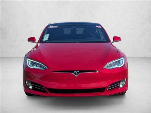 Used 2018 Tesla Model S 100D AWD/4WD image 2