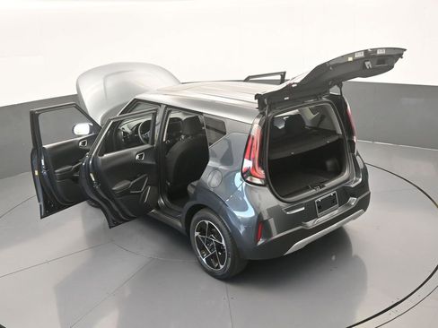 Used 2023 Kia Soul EX image 64