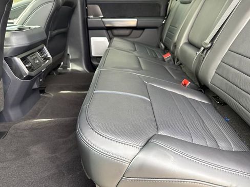 New 2026 Ford F250 Platinum AWD/4WD image 18