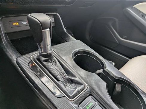 Used 2024 Honda Civic EX-L image 11