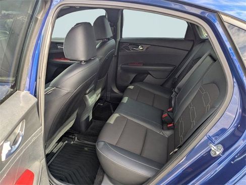 Used 2020 Kia Forte GT-Line w/ GT-Line Premium Package image 12