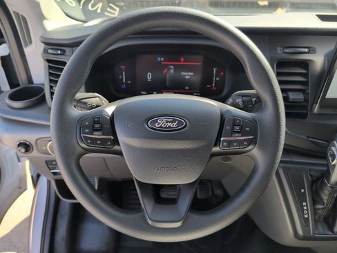 New 2026 Ford Transit 250 148 Medium Roof w/ Load Area Protection Package image 27