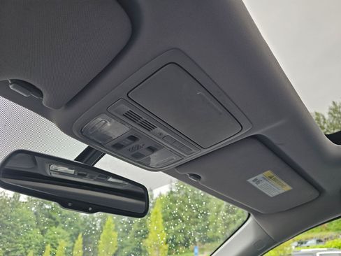 Used 2017 Honda Accord EX-L image 33
