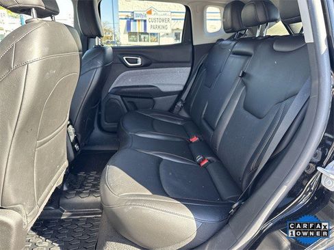 Used 2022 Jeep Compass Latitude image 27