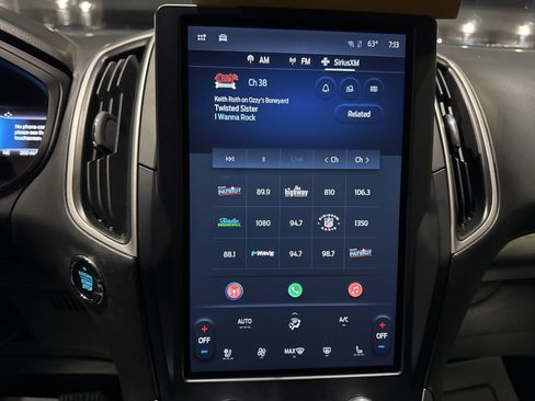 Certified 2024 Ford Edge SEL w/ Convenience Package image 31