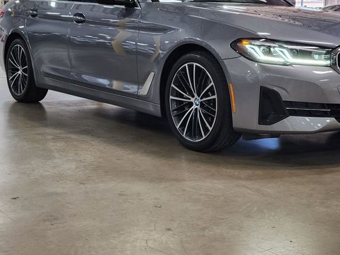 Used 2023 BMW 530i w/ Premium Package image 16