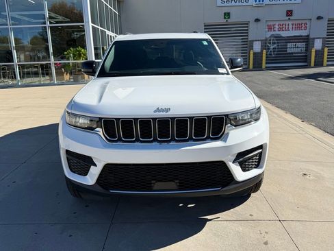 New 2025 Jeep Grand Cherokee Laredo X w/ Trailer Tow Package image 5