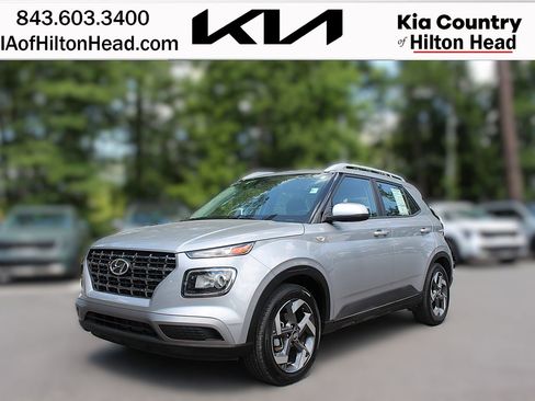Used 2025 Hyundai Venue SEL FWD image 1
