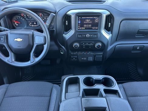 Certified 2025 Chevrolet Silverado 1500 Custom w/ LPO, Dark Essentials Package image 16