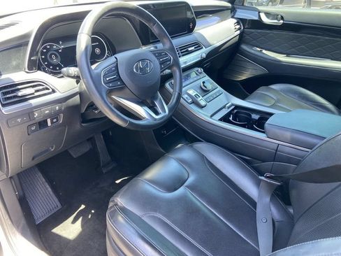 Used 2020 Hyundai Palisade Limited FWD image 6