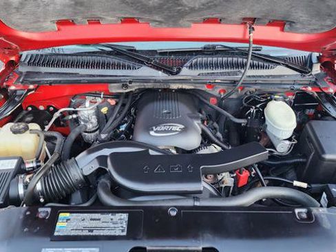 Used 2003 Chevrolet Avalanche 4x4 w/ Suspension Package, Off-Road image 25