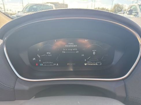 Used 2019 Lincoln Nautilus Reserve image 7