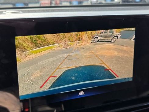 Used 2026 Chevrolet TrailBlazer LT w/ Driver Confidence Package image 22