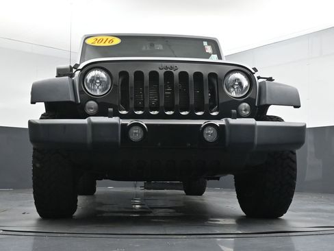 Used 2016 Jeep Wrangler Unlimited Sport AWD/4WD image 33