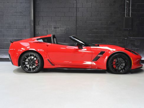Used 2019 Chevrolet Corvette Grand Sport image 15