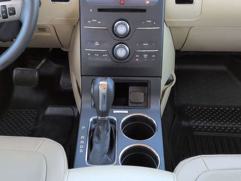 Used 2019 Ford Flex SEL w/ Equipment Group 202A FWD image 19