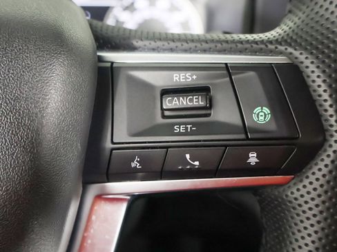 Used 2024 Mitsubishi Outlander SE image 42