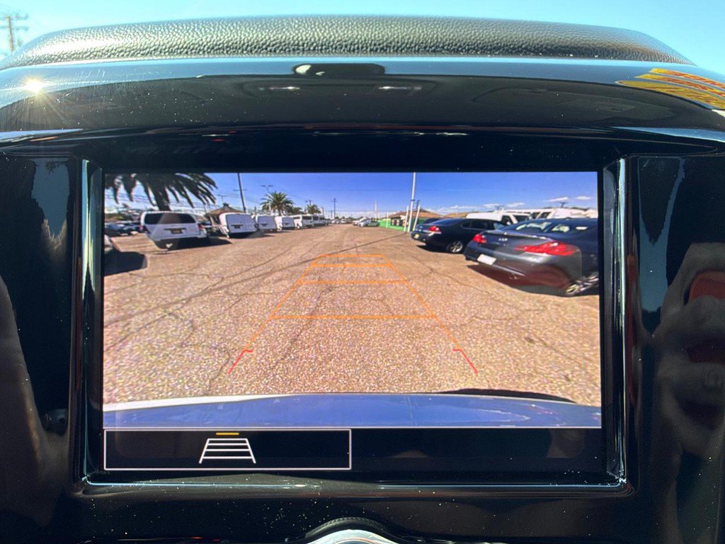 Used 2021 Chevrolet Traverse LS FWD image 43
