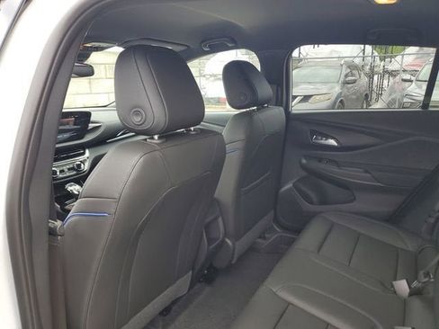 New 2026 Buick Envista Sport Touring w/ Convenience I Package FWD image 9