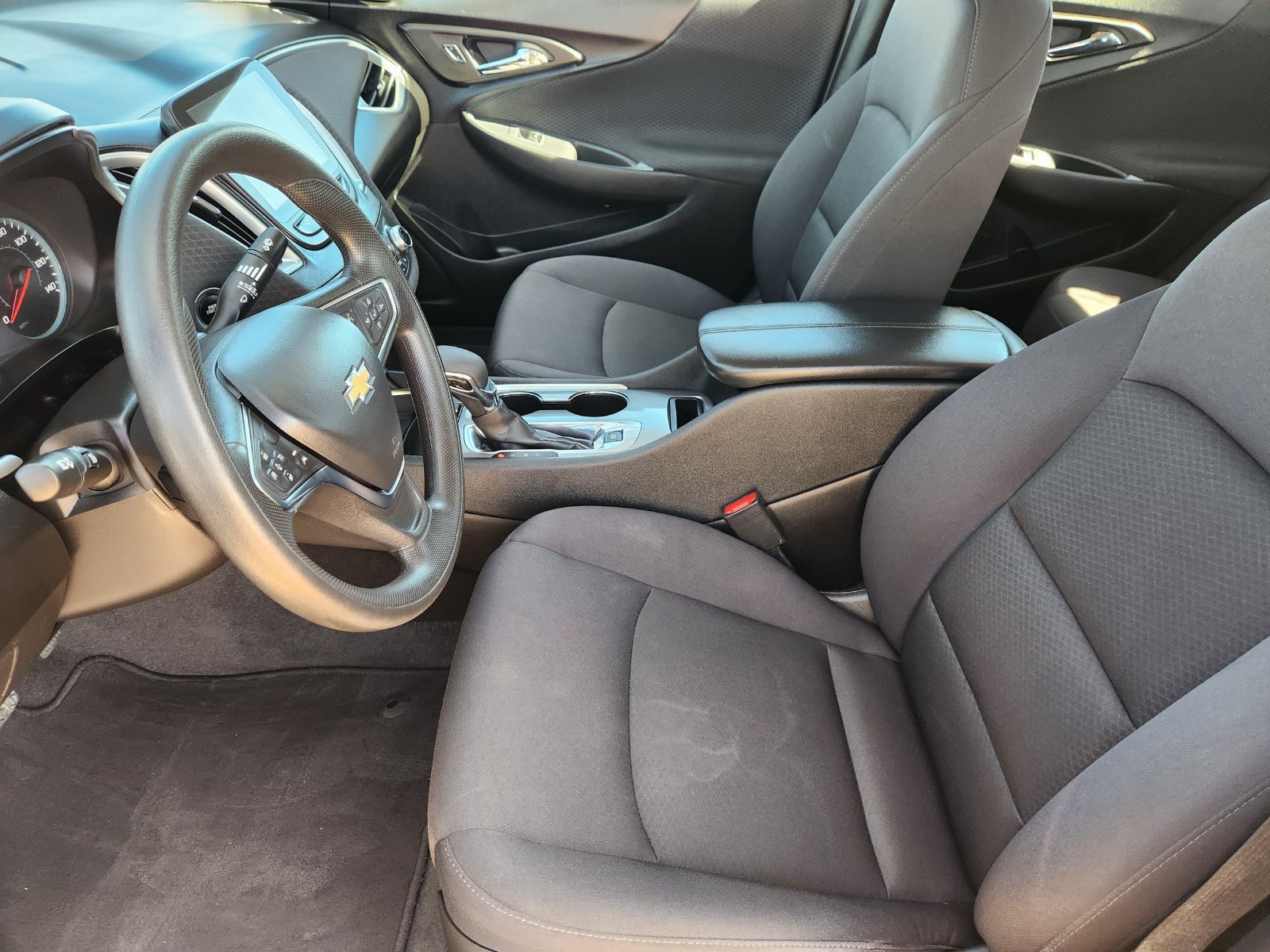 Used 2024 Chevrolet Malibu LT FWD image 16